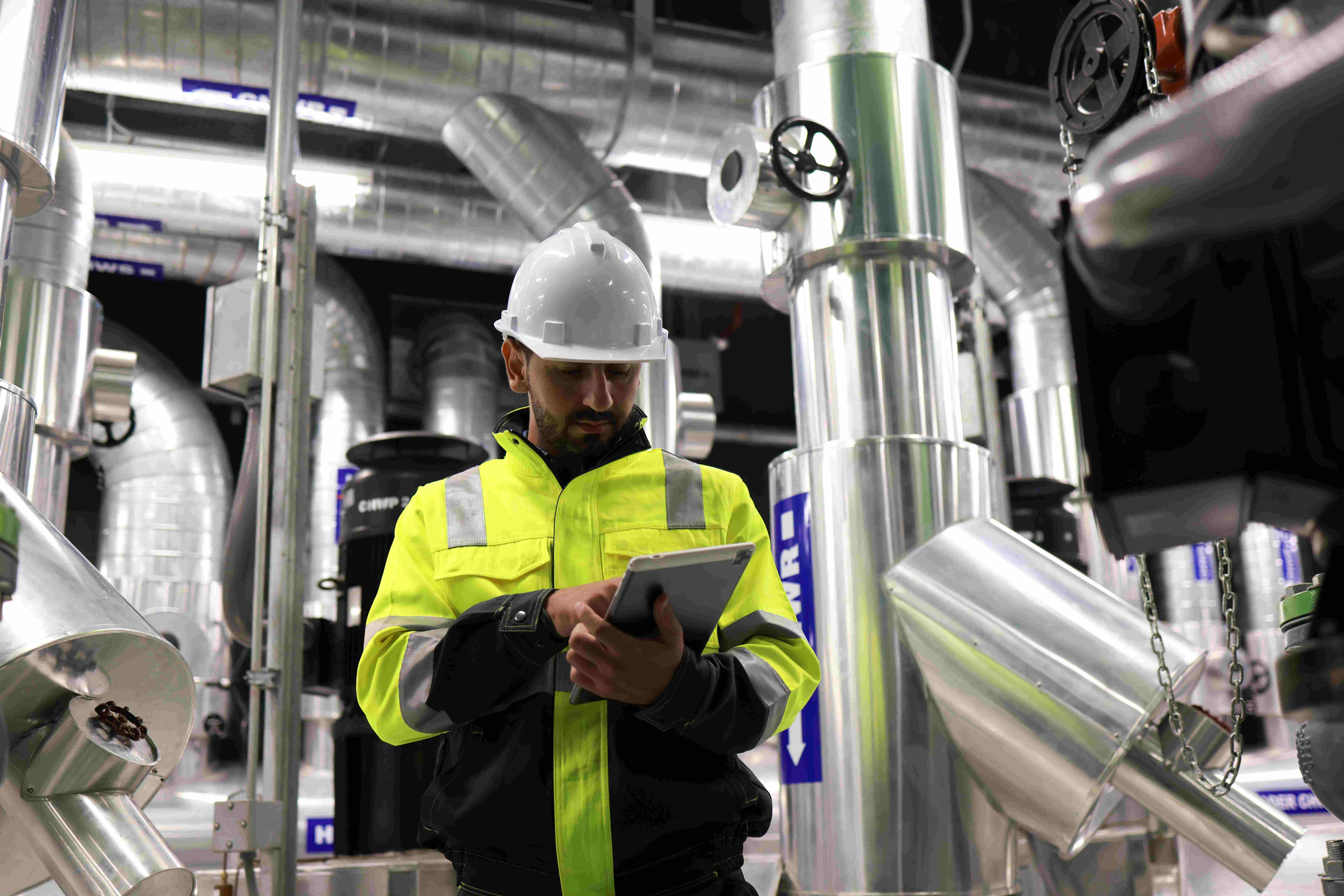 Retail On-Site Energy Management Program Delivers $145,000 in Annual Energy Savings